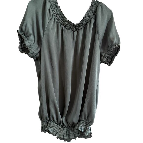 Cato Green Puff Sleeve Ruffled Blouse - Picture 8 of 9